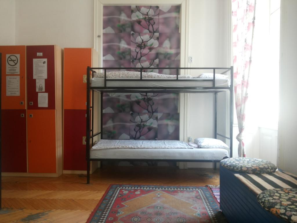 White Rabbit Hostel Budapest Habitación foto